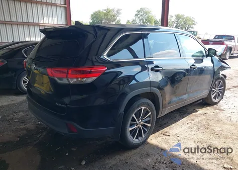 2019 Toyota Highlander Xle from USA, damaged, VIN 5TDJZRFH9KS588802